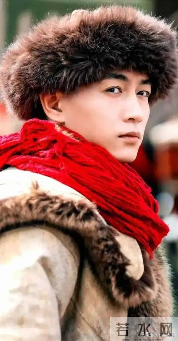 杀疯了！《狙击蝴蝶》今日首播，四大平台轮番推出“巅峰剧”对决