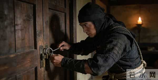 日本忍者的真实面目：哪有飞天遁地？靠“毒”和“骗”横行百年！