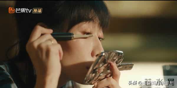 《时差一万公里》开播,“精装朋友圈”是中年人最后的遮羞布!