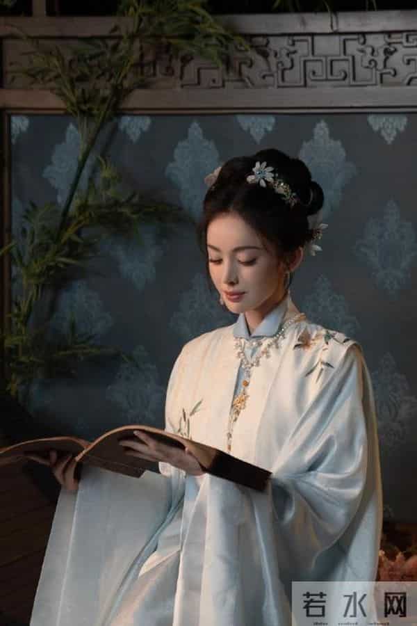 侯明昊古力娜扎《玉茗茶骨》：茶香藏权谋，双强破局燃情