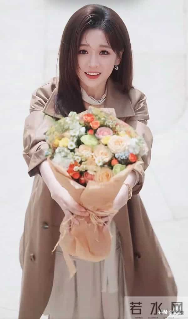 10亿播放马小宇靠邓灵枢逆袭，《少夫人乌鸦嘴》反套路CP磕疯全网