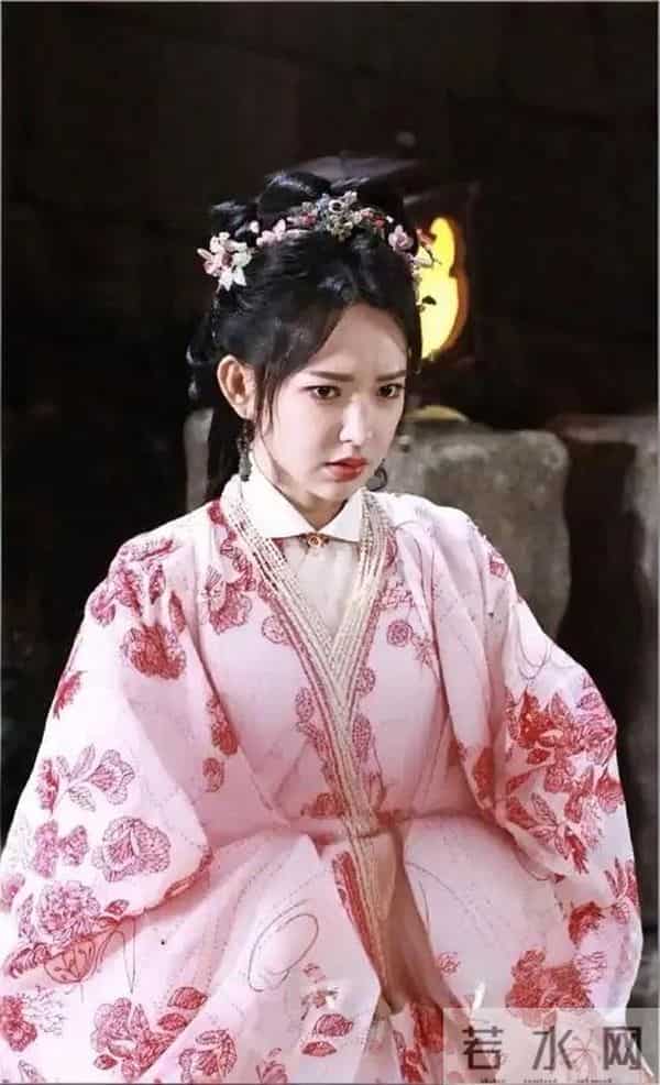 侯明昊古力娜扎《玉茗茶骨》：茶香藏权谋，双强破局燃情