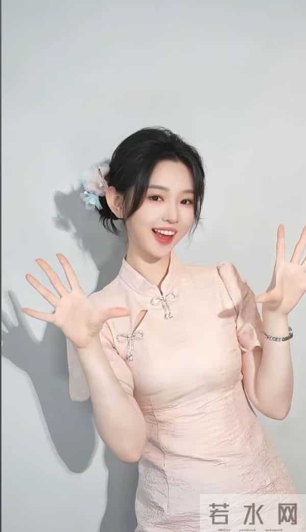 这几年短剧市场火得挺快，尤其是红果平台的热度一直在飙升。