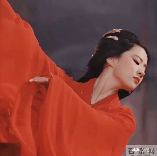 执扇定乾坤：当刘亦菲化身诸葛亮，全女版三国为何引爆全网？