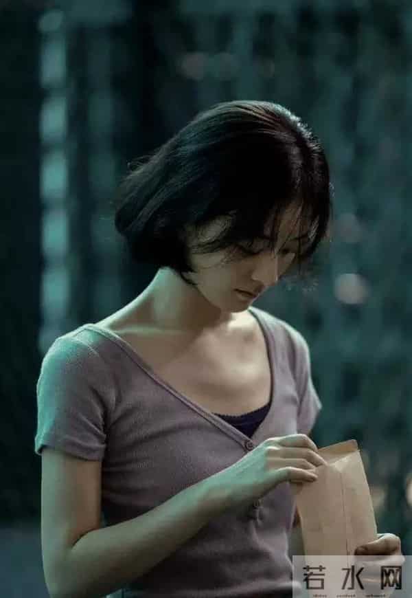 金莲花奖提名杀疯了！杨幂逆袭赵丽颖，85花顶流之争迎终极对决