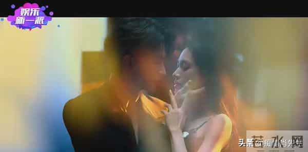 敖瑞鹏不断蜕变,新剧先婚后爱+婚前协议,以银白发演绎“霸总”