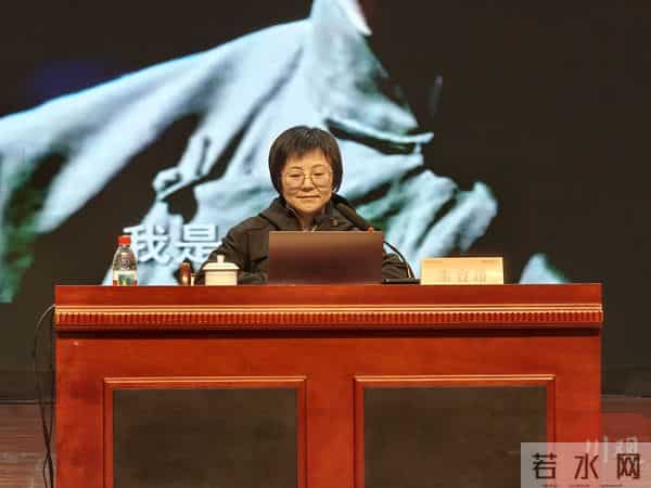 C视频丨电视剧《沉默的荣耀》原型朱枫烈士孙女走进成都高校：奶奶多封家书中都提到同一句话