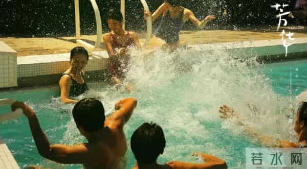 八年后我竟然才看懂《芳华》,又恨自己没文化了