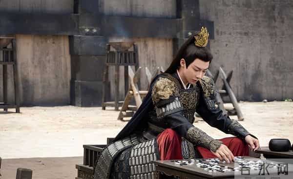 藏海谋天打更人领衔十部古装风云 王棣肖战刘宇宁共塑2025人气男神