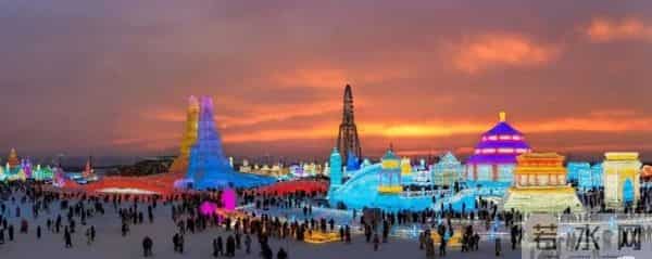 冰雪大世界疑似“现实版”冰川镇？合理怀疑《疯狂动物城》灵感来自东北