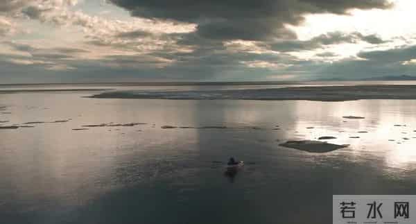 看完这部“终极躺平”电影，我更想认真生活了！