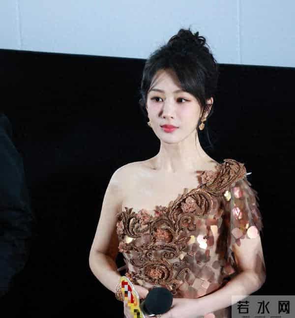 演都不演了！官宣喜讯才6天，杨紫担心的事发生，个个戳她心窝