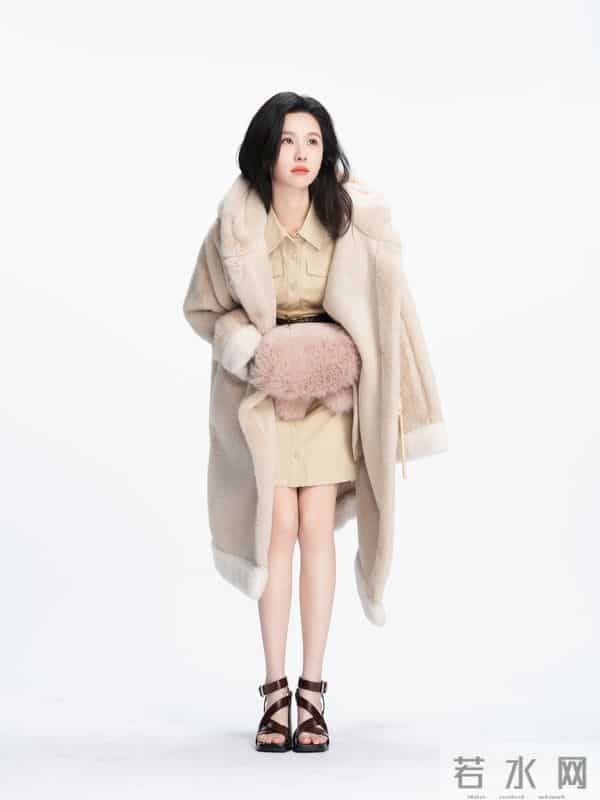 女明星，陈都灵的美脚