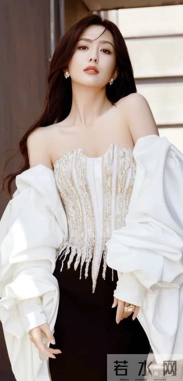 佟丽娅！锡伯族人！"完美身材 "性感丰满迷人气质女人