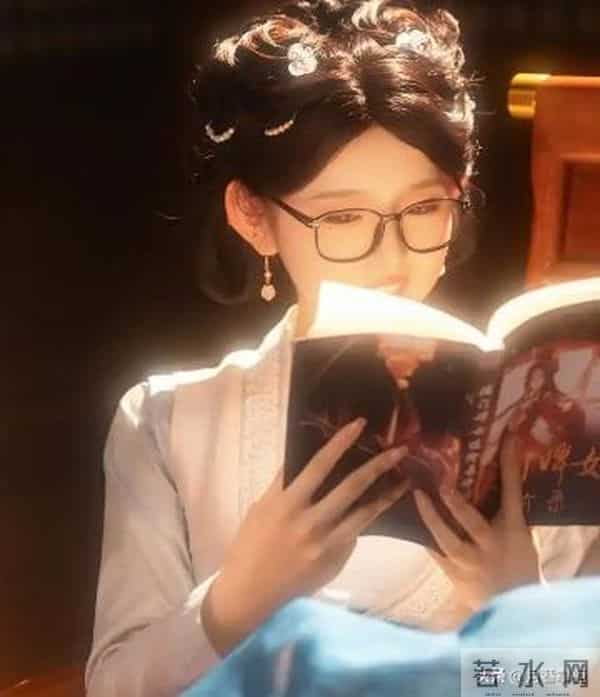 郭宇欣“短剧一姐”名头不保，短剧圈遭李柯以赶超，撕下体面！