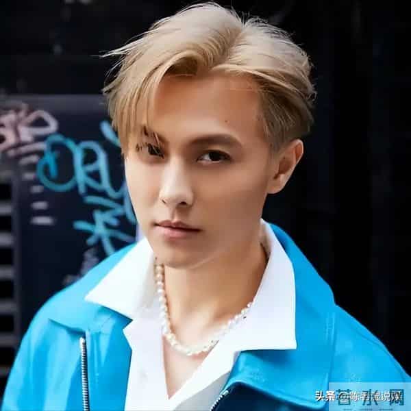 一天4瓜，怒批大导演、阴阳男演员、男星承认插足，个个让人吃惊