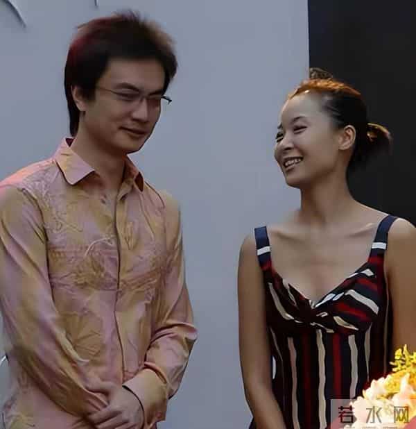 深挖 - 被翁青雅采访翻车的朱珠，本尊才是“顶级白富美”！