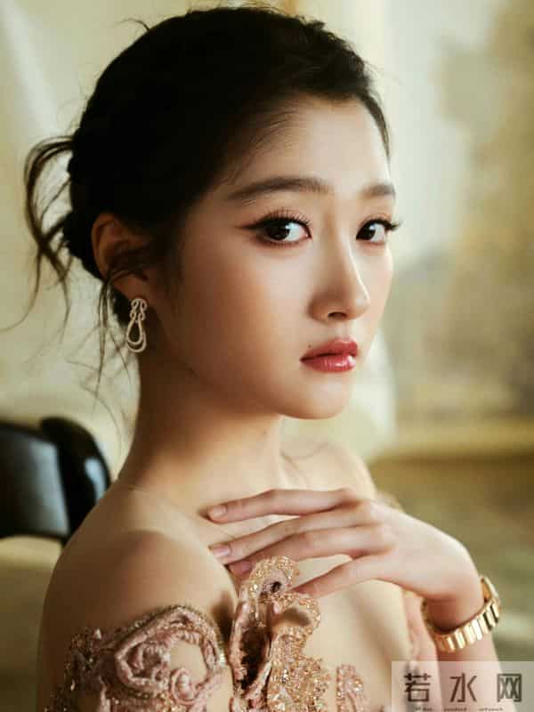 关晓彤微博视界大会写真美图