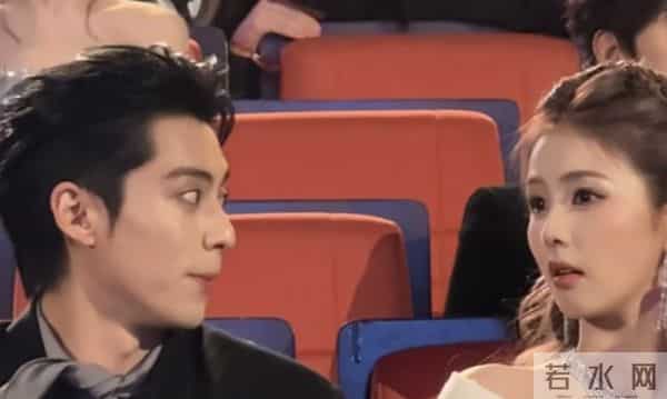 微博之夜似菜市场，杨幂指挥交通，蓝盈莹撞衫，张淼怡不敢认