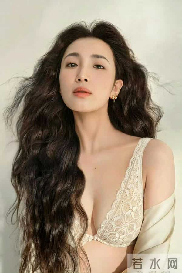 王紫璇拍摄 小神婆好辣