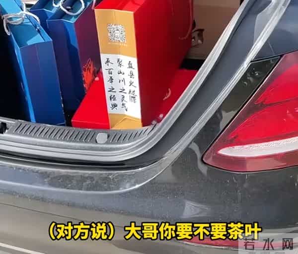 狸猫换太子？官媒发文，今日说法主持人受害，撒贝宁的话应验了