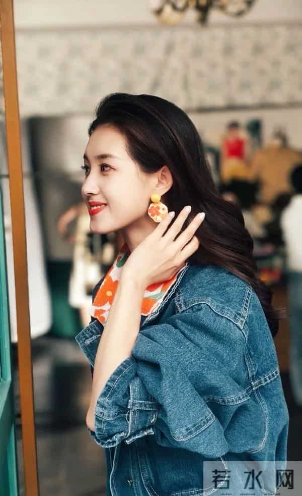 终于理解为什么叫她“短剧颜值天花板”了!温婉大方,素颜超级美