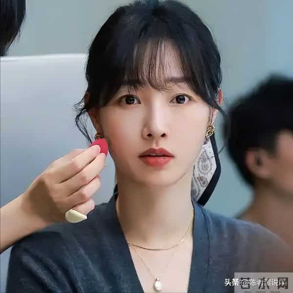 一天4瓜，怒批大导演、阴阳男演员、男星承认插足，个个让人吃惊