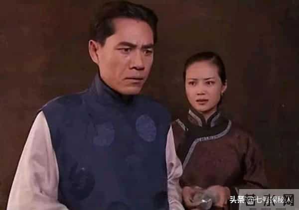 59岁茹萍的痛：女儿离婚，儿子大龄未婚，风光背后满是无奈