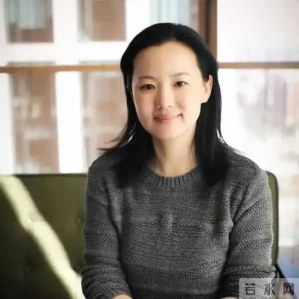 杨幂的“获奖感言”在全网火了，秦海璐的评价，终于有人信了！