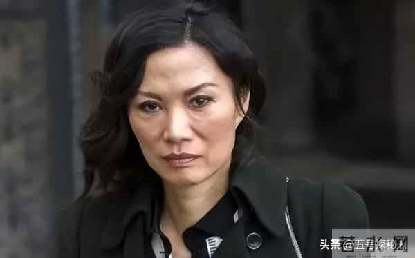 睡完首富睡总统!从厂妹到顶级名媛,捞金268亿的她,到底凭啥?