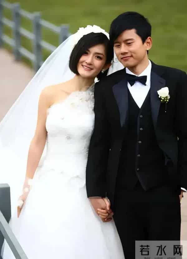 不到一周,张杰谢娜相继官宣好消息,全网恭喜,终于等到这一天