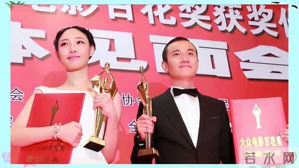 姚笛没想到，出轨门11年，文章竟走了另一条上坡路，马伊琍没说谎