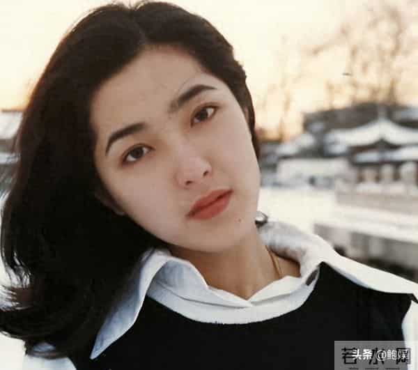 昔日风光已然不再，曾黎回家种地沧桑感尽显，终为自己行为买了单