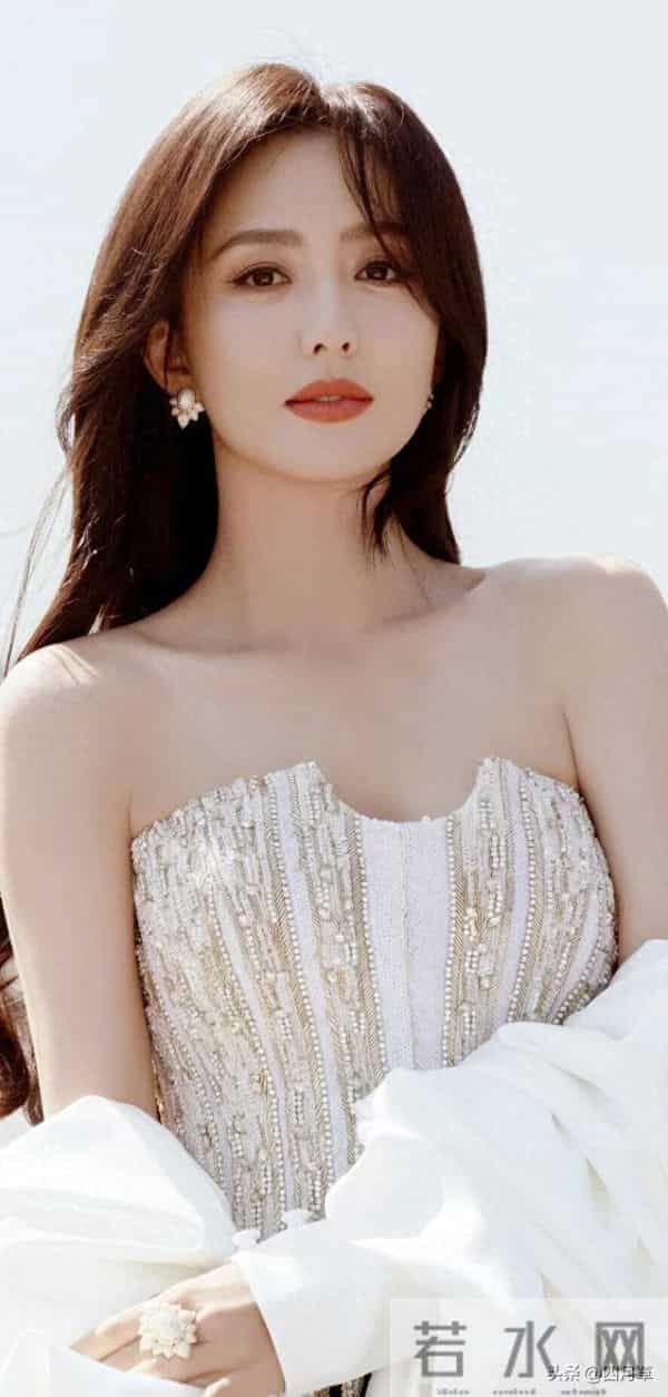 佟丽娅！锡伯族人！"完美身材 "性感丰满迷人气质女人