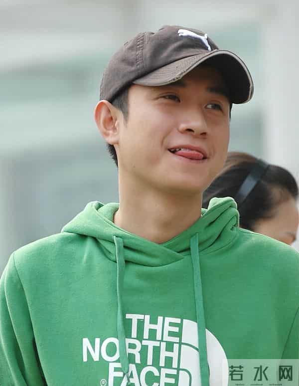 姚笛没想到，出轨门11年，文章竟走了另一条上坡路，马伊琍没说谎