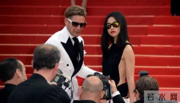 深挖 - 被翁青雅采访翻车的朱珠，本尊才是“顶级白富美”！