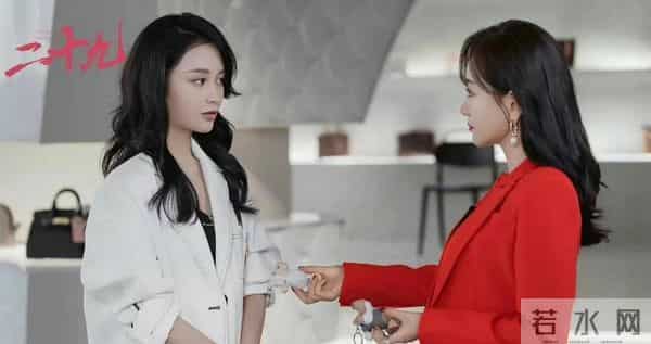 横店这一夜，珠圆玉润的短剧女神郭宇欣，秒了内娱一堆“排骨精”