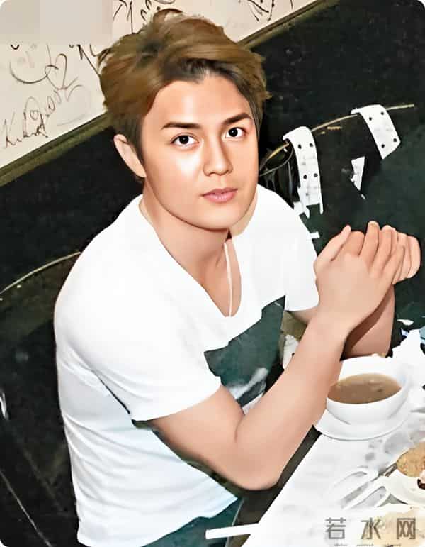 与窦骁婚变传闻真相大白仅12天,何超莲的现状,证实了杨幂没说错