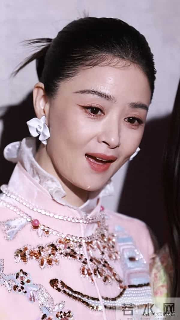 蒋欣 怼脸拍依然如此美丽