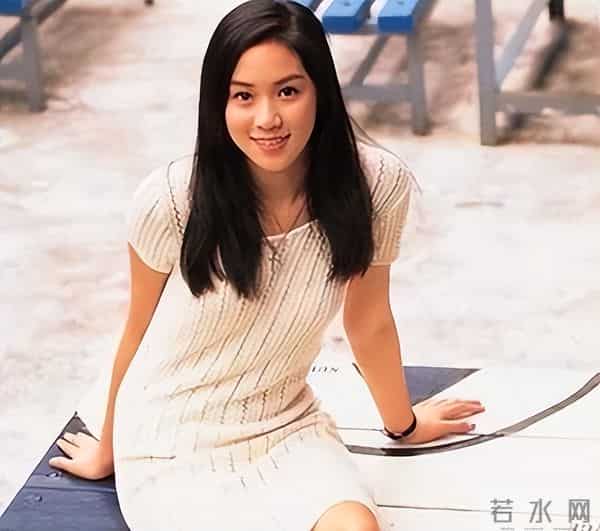 14岁已是人间尤物，被富豪选为“生育机器”，10亿娶进门连生四胎