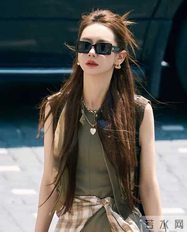 戚薇这对耳环，普通人戴也超绝