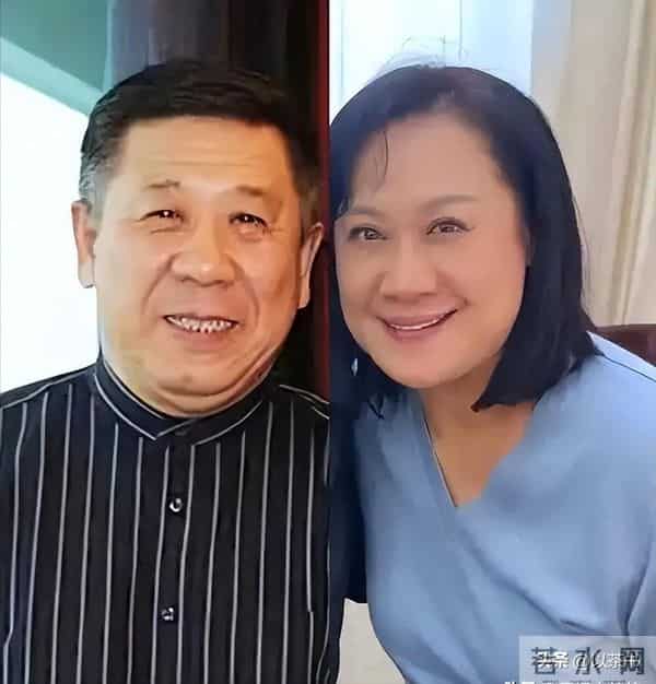 原来他俩是夫妻，家里家外老婆是领导，68岁住大别墅仍坚持拍戏