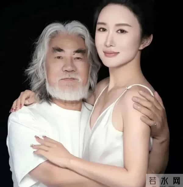 钱再多有何用？女儿被造谣后，张纪中又陷丑闻，老夫少妻敲响警钟