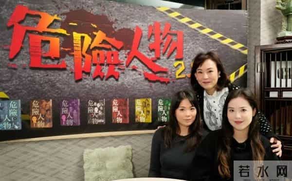 骨灰勒索奇案！导演刘家良遭盗墓 遗孀翁静晶拒付6000万骨灰赎回费