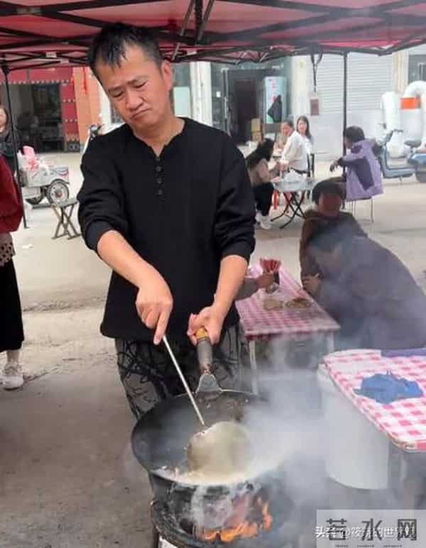 张颂文说对了，不拍戏就“消失”的演员李嘉明，已走上另一条大道