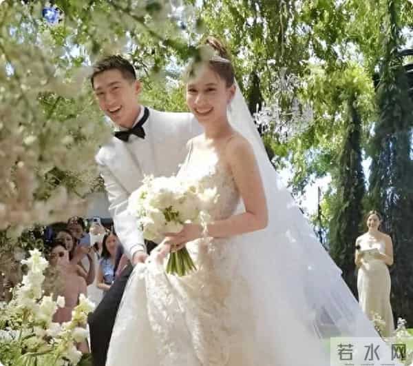 与窦骁婚变传闻真相大白仅12天，何超莲的现状，证实了杨幂没说错