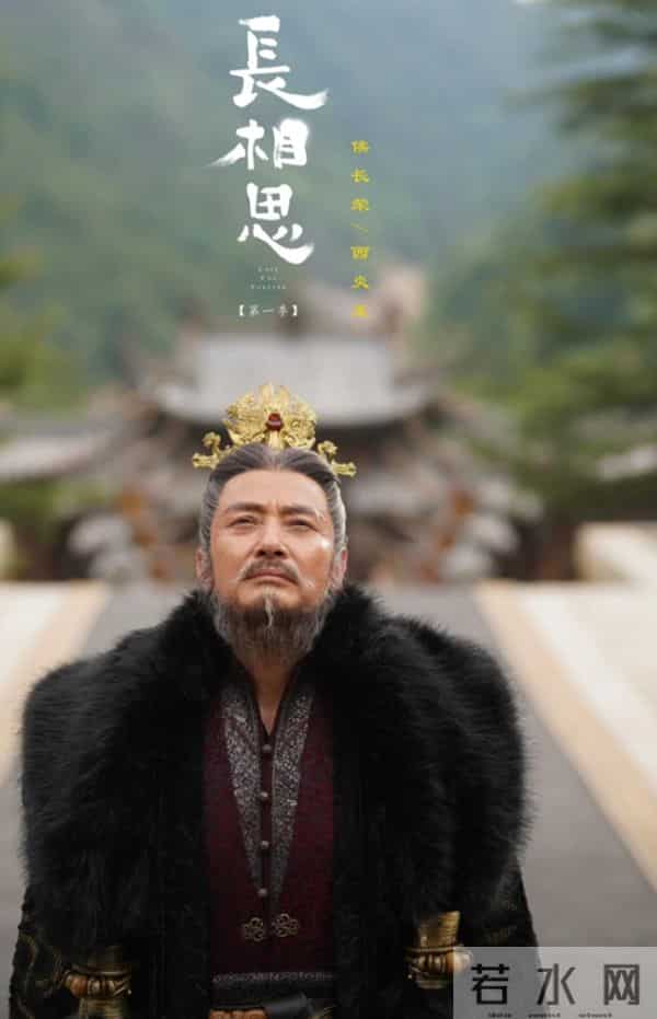 侯长荣和妻子被偶遇，气质儒雅越老越帅，陈剑月比老公显老但面善