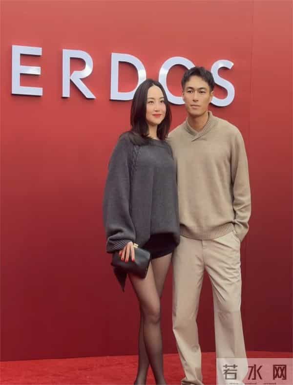 杨佑宁媳妇这身材简直堪比梦露啊肉肉的性感又火辣看得人目不转睛