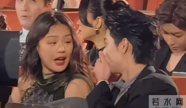 微博之夜似菜市场，杨幂指挥交通，蓝盈莹撞衫，张淼怡不敢认