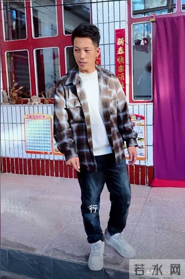 李超群发文向皮一哥道歉，是他考虑不周让其受委屈，网友不买账